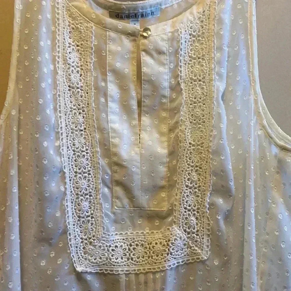 Tank top - Picture 2 of 4